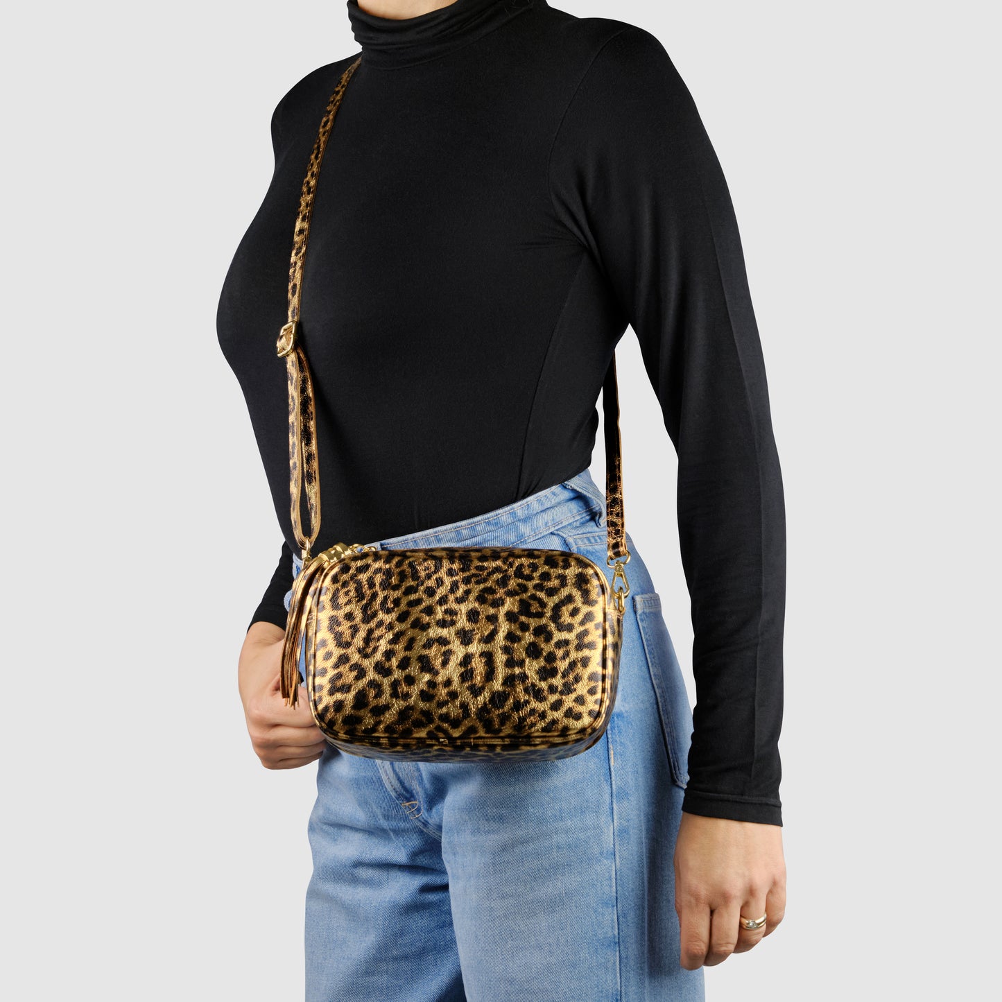 Leopard Metallic Suede Leather Crossbody Bag 231302